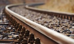 Metro istasyonunda korkutan anlar! Bir kişi raylara atladı