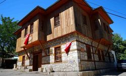 "Orda Bir Köy Var Uzakta"nın köyü meğer burasıymış! Her yıl binlerce kişi ziyaret ediyor