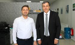Tire'de ortak çalışma mesajı! Kaymakam Yakuta'dan AK Parti İlçe Başkanlığı’na ziyaret