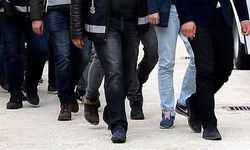 İzmir merkezli yasa dışı bahis operasyonu! 2 milyar TL’lik para transferi ortaya çıktı
