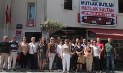 CHP Efes Selçuk’ta siyasi devir teslim öncesi gerilim! Pankartla veda ettiler