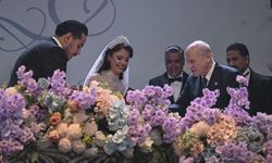 Devlet Bahçeli'den düğünde sürpriz görev! Nikah şahidi oldu