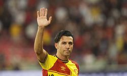 İsmail Köybaşı futbola veda etti! “Bugün buraya kalbimi gömdüm”