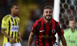 Fenerbahçe maçında duygusal anlar! Gol attı, gözyaşlarını tutamadı
