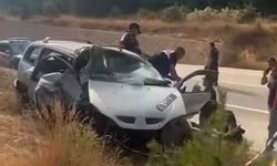 Otomobil refüje çarpıp devrildi! Karı koca hayatını kaybetti