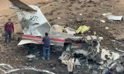 Askeri radar üssüne giden uçak düştü: 8 kişi hayatını kaybetti