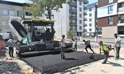Bornova’da yol ve otopark hamlesi başladı! Başkan Eşki sahaya indi