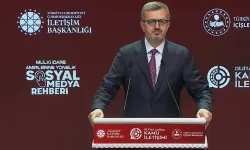 Burhanettin Duran'dan dikkat çeken dezenformasyon uyarısı: Türkiye'de 62,3 milyon kişi kullanıyor