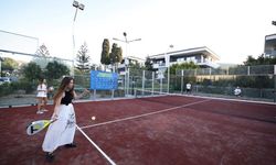 Çeşme'de spor severlere müjde! Yeni padel kortu açıldı