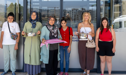 İzmir’de anneleri buluşturan Dayanışma Mutfağı! “Ne yemek yapsam?” derdi sona erdi