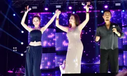 Ebru Yaşar konserinde tarihi kalabalık: 195 bin kişi aynı anda söyledi