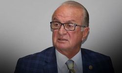 Eski ANAP'lı Öney'den Özgür Özel'e tam destek! "Demokrasiye yapılmış en büyük katkılardan biri"