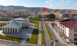 İlk öğrencilerini bu yıl aldı: Binası olmayan tıp fakültesi ilk 10 bine girdi