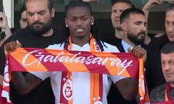 İstanbul'da coşkulu karşılama! Leao'dan Osimhen ve Şampiyonlar Ligi açıklaması