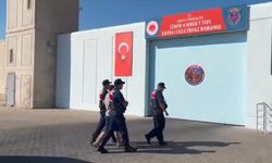 İzmir ve Muğla'da göçmen kaçakçılığı operasyonu! 132 düzensiz göçmen yakalandı