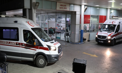 İzmir'de kız meselesi kavgası kanlı bitti! 15 yaşındaki çocuk kalbinden bıçaklandı