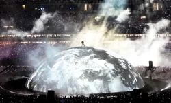 Kanye West'in dev dünya sahnesi kötü havaya dayanamadı