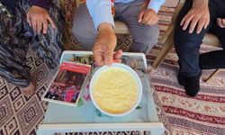 Kokusuyla fark yaratıyor! Denizli'nin yüzyıllık lezzeti: Bu yoğurdu daha önce denemiş miydiniz?