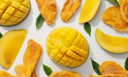 Mango kurusunu böyle hazırlayanlar bir daha hazır paket almıyor! Yazın yapan kışın da tüketiyor