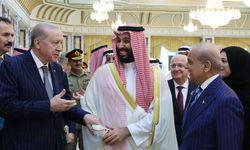 Mekke'de tarihi imza! Türkiye, Suudi Arabistan ve Pakistan artık aynı çatıda