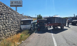 Nevşehir’de feci kaza! Traktöre arkadan çarptı, 4’ü çocuk 6 kişi yaralandı