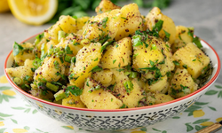Patates salatasının sırrı ortaya çıktı! Böyle yapınca herkes tarifini soracak