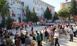 Karşıyaka’da 30 Ağustos coşkusu başladı: TCG KARŞIYAKA ziyarete açıldı