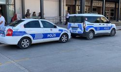 Tuvalette doğurdu, bebeği çöp kutusuna attı! 16 yaşındaki anne tutuklandı