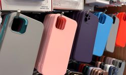 Yaz sıcaklarında telefonunu korumak isteyenlere! Uzmanı kılıf seçimi için uyardı