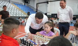 260 minik sporcu satranç tahtasında buluştu! Ödüller sahiplerini buldu