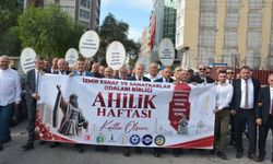 Ahiliğin kalbi İzmir'de attı