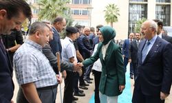 Bakan Göktaş Denizli’de! Evlilik kredisi desteğinden yararlanan çiftin nikah şahidi oldu