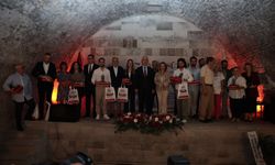 Bergama’da gazeteciler ödüllerine kavuştu: İşte kazananlar