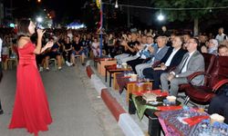 Beydağ’ın kurtuluşunun 104. yılı coşkuyla kutlandı: Sahneye Gripin çıktı