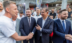 Başkan Tugay gençlerle buluştu! "Sizler için çalışıyorum"