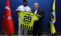 Emenike yıllar sonra Fenerbahçe’ye döndü! İşte ilk sözleri