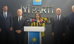 İYİ Parti İzmir’den iktidara 25 yıl hesabı! Ülkü Doğan: Artık yolun sonuna geldiler