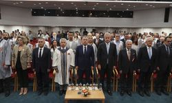 İzmir Ekonomi Üniversitesinde yeni akademik yıl başladı! Törende dikkat çeken mesajlar...
