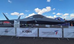 Milli savaş uçağı KAAN TEKNOFEST'te! Ziyaretçiler yakından inceledi