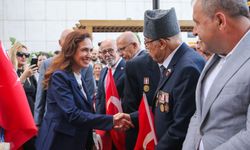 Karşıyaka'da gaziler için kortej: Vatan kahramanları unutulmadı