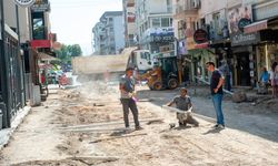 Karşıyaka’da o sokak baştan aşağı yenileniyor