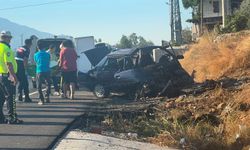 Kontrolden çıkan otomobil yol kenarına savruldu: 2 kişi hayatını kaybetti
