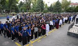 Milyonlarca öğrenci için ders zili çaldı!  İşte 2026-2027 eğitim öğretim takvimi...