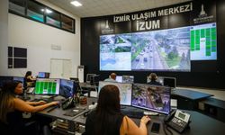 Okulların açılmasıyla İzmir trafiğinde yoğun mesai başladı: 85 kamera 24 saat görevde