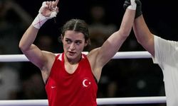 Omzu çıktı, mücadeleyi bırakmadı: Esra Yıldız Kahraman bronz madalya aldı