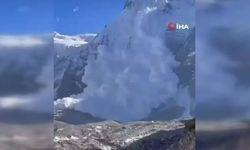 Rusya'da çığ felaketi: 11 dağcı hayatını kaybetti, kayıp 6 kişiyi arama çalışmaları devam ediyor