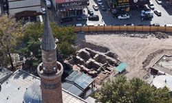 Tarihi kazıda yeni gelişme: Medresenin duvarları ortaya çıktı