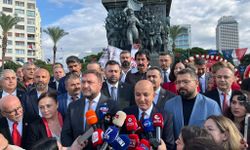CHP İzmir Cumhuriyet için meydandaydı! “Kimsesizlerin kimsesi olan cumhuriyet kutlu olsun”