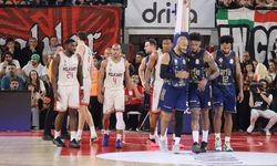 Karşıyaka evinde Fenerbahçe’ye farklı mağlup oldu! Karşıyaka 72-97 Fenerbahçe