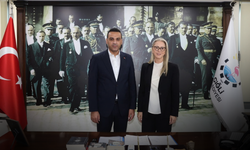 AK Parti'den Çiğli'ye ilk ziyaret! Çankırı ve Yıldız belediye binasında bir araya geldi